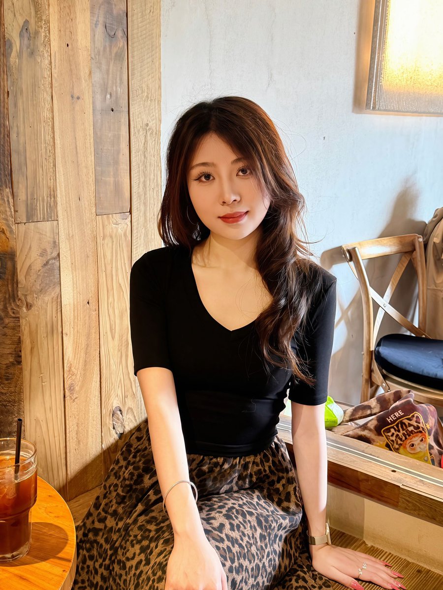 roselina17944's tweet photo. 刚来X第一天 
有没有一起玩的搭子，顺便看看有没有对的人 https://t.co/CQ5nttme3N