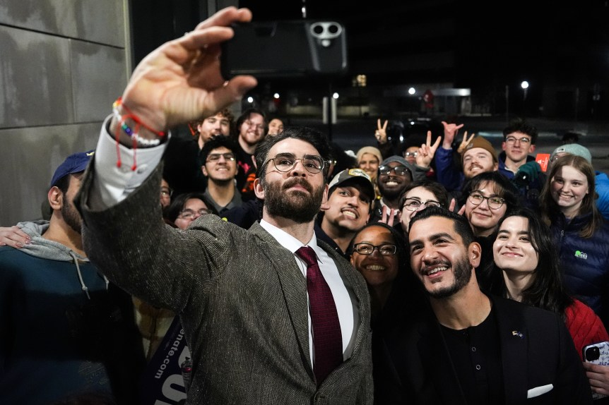SaltyGoat17's tweet photo. Abdul and Mohammed ARE NOT American names!!

They HAVE NEVER BEEN American names!!

They WILL NEVER BE American names!!!

No matter what this fcking retard says... https://t.co/RJYVl3q31H