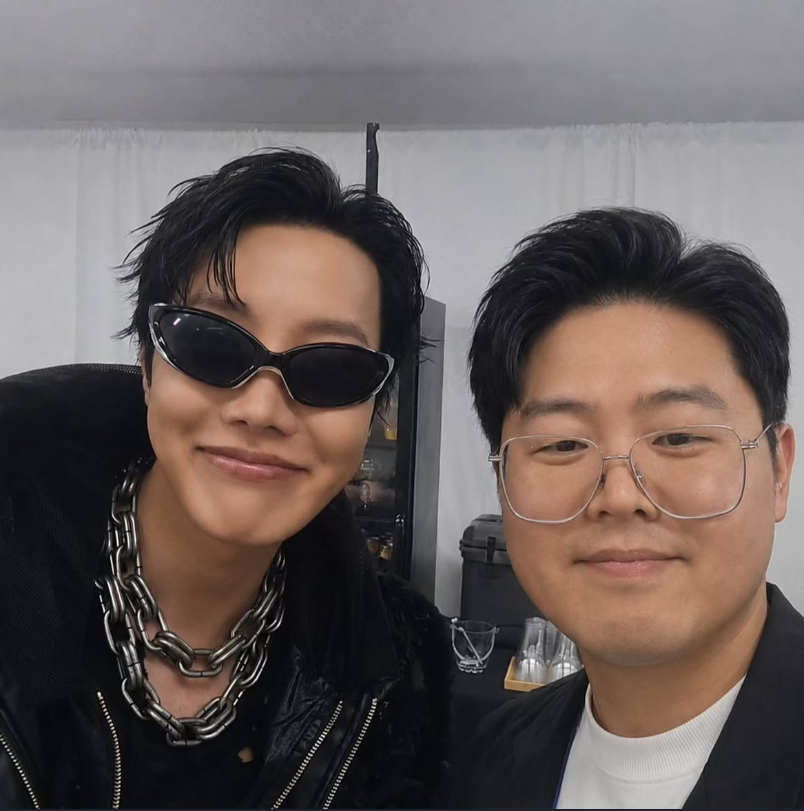 JHPOPBASE's tweet photo. new picture of j-hope with his manager An Da Sol backstage at ARIRANG Seoul https://t.co/tkBVxTPqmh