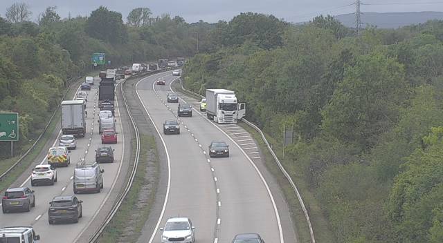TrafficWalesS's tweet photo. 🚘Congestion🚘
📍#A4232 St Fagans northbound
Allow for additional trave time⌚ https://t.co/kucKUbcKBp
