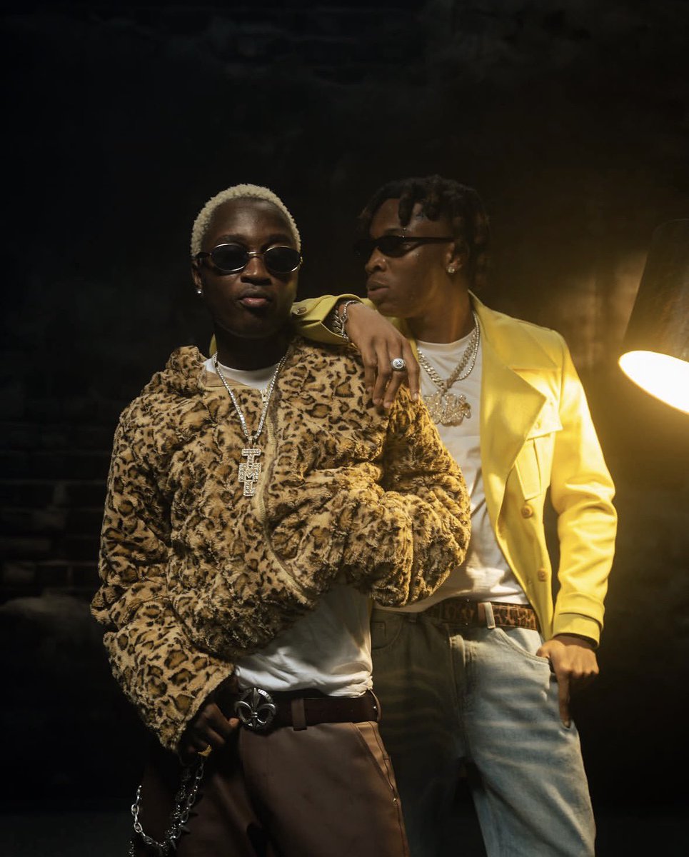TurntableCharts's tweet photo. All the debuts on this week's Official Nigeria Top 100

#33 @Rybeena_, @Tml_vibez — “Sunita”
#36 @bryannonly — “Jupa”
#42 @vict0ny, @BNXN — “WHO THIS”
#51 Victony, @BlaqBonez, @ykbonly — “STARLIFE”
#61 Victony — “2FRESH”
#64 Victony, @Folapondis — “TWIN”
#68 @Kiddcard3r — “Anybody”
#69 Victony — “TYPO”
#70 Victony — “TOO LIT”
#72 Victony, @babyboyav_ — “PINO”
#74 Delamore, @its_boymuller — “Jungle”
#80 Victony, @YoungJonn — “ARMED & DANGEROUS”
#92 @Odumodublvck_ — “ISALE EKO”
#93 Victony — “FYNE”
#95 Pink Blush — “dolly babe”
#96 Victony — “MISSIN PIECE”

See full chart here: https://t.co/6J3i5U6NJB