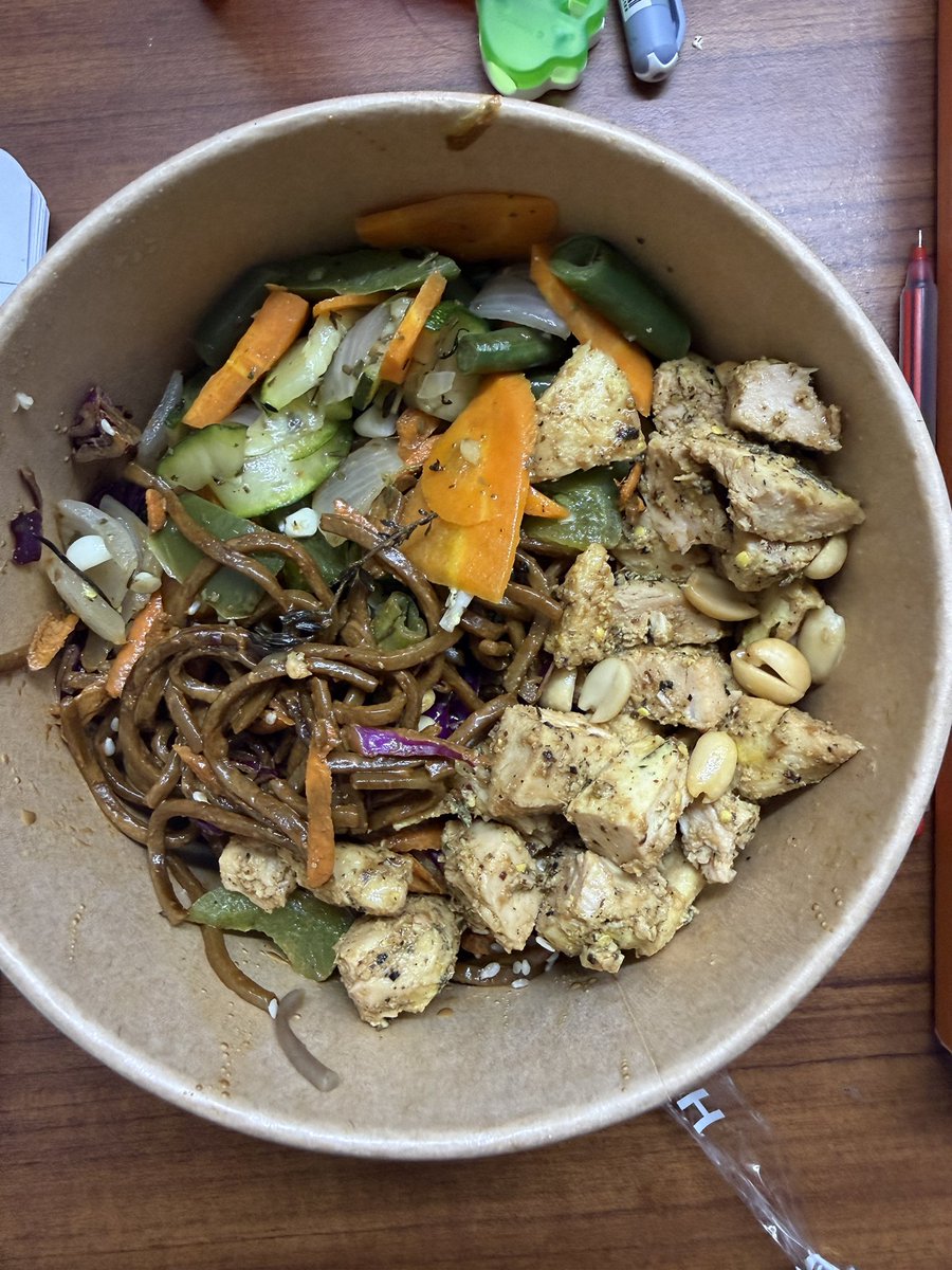 HinaCule_ous's tweet photo. All this for 580 calories?!! Found a new joint for me https://t.co/W5FOUEIwOV