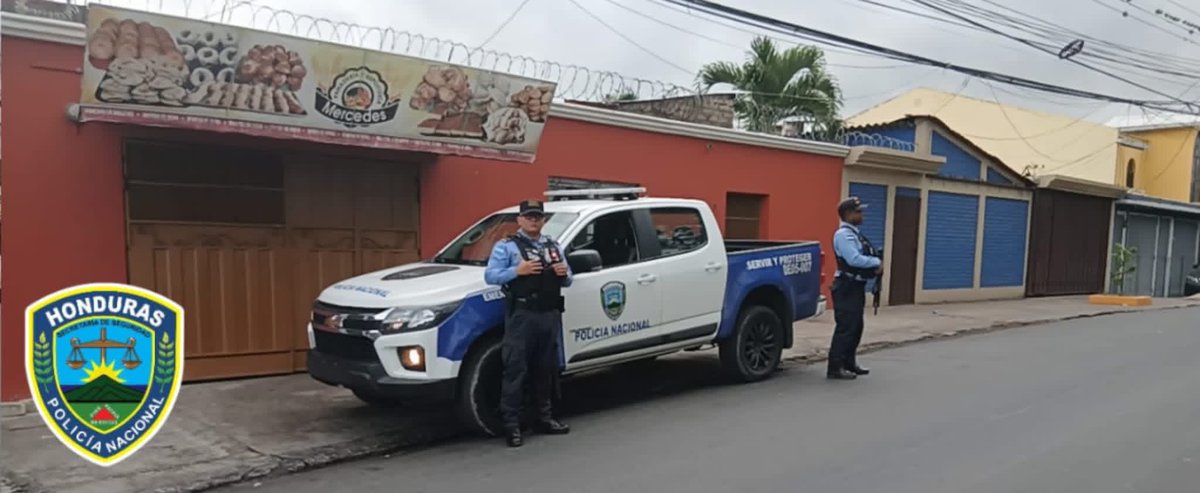umep_4's tweet photo. 🚔👮🏻‍♂️ 𝙐𝙈𝙀𝙋-4 𝙛𝙤𝙧𝙩𝙖𝙡𝙚𝙘𝙚 𝙡𝙖 𝙨𝙚𝙜𝙪𝙧𝙞𝙙𝙖𝙙 𝙘𝙤𝙣 𝙥𝙪𝙣𝙩𝙤𝙨 𝙙𝙚 𝙫𝙞𝙨𝙪𝙖𝙡𝙞𝙯𝙖𝙘𝙞ó𝙣 𝙚𝙣 𝙯𝙤𝙣𝙖𝙨 𝙙𝙚 𝙢𝙖𝙮𝙤𝙧 𝙖𝙛𝙡𝙪𝙚𝙣𝙘𝙞𝙖 👮🏻

La UMEP-4 mantiene activos puntos de visualización estratégicos en estaciones de buses, plazas comerciales. https://t.co/W266hAhvFt