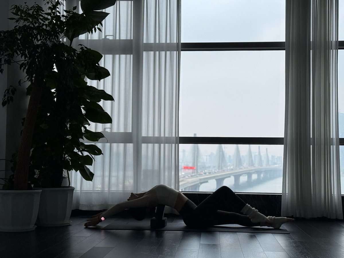 JasmineFitzq's tweet photo. Hoy empiezo mi rutina de 30 minutos al día: caminata + stretching. Cuidar la salud es un hábito, no una meta! （注：西班牙文，意为“ 今天开始每日30分钟计划：散步+拉伸。照顾健康是习惯，不是目标！”） https://t.co/Z5VjJc00Me