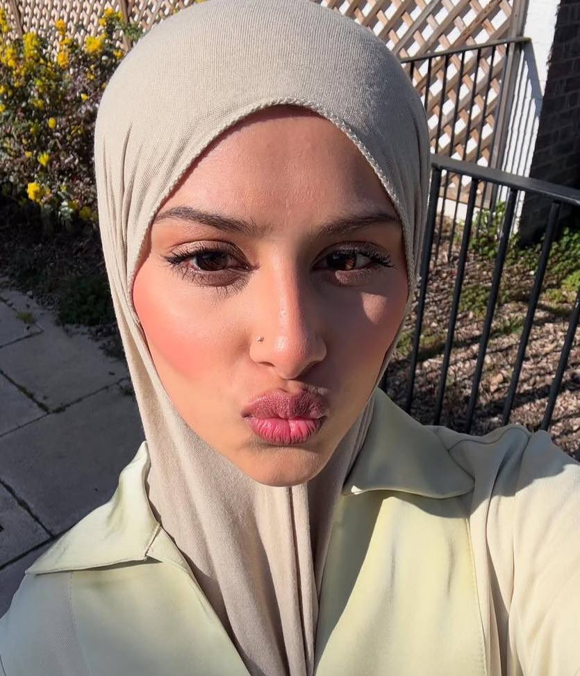 JohoNLNL's tweet photo. Doing NL tribs #hoejabi #cum #hijabi #ayla #NL https://t.co/fPjwe408hZ