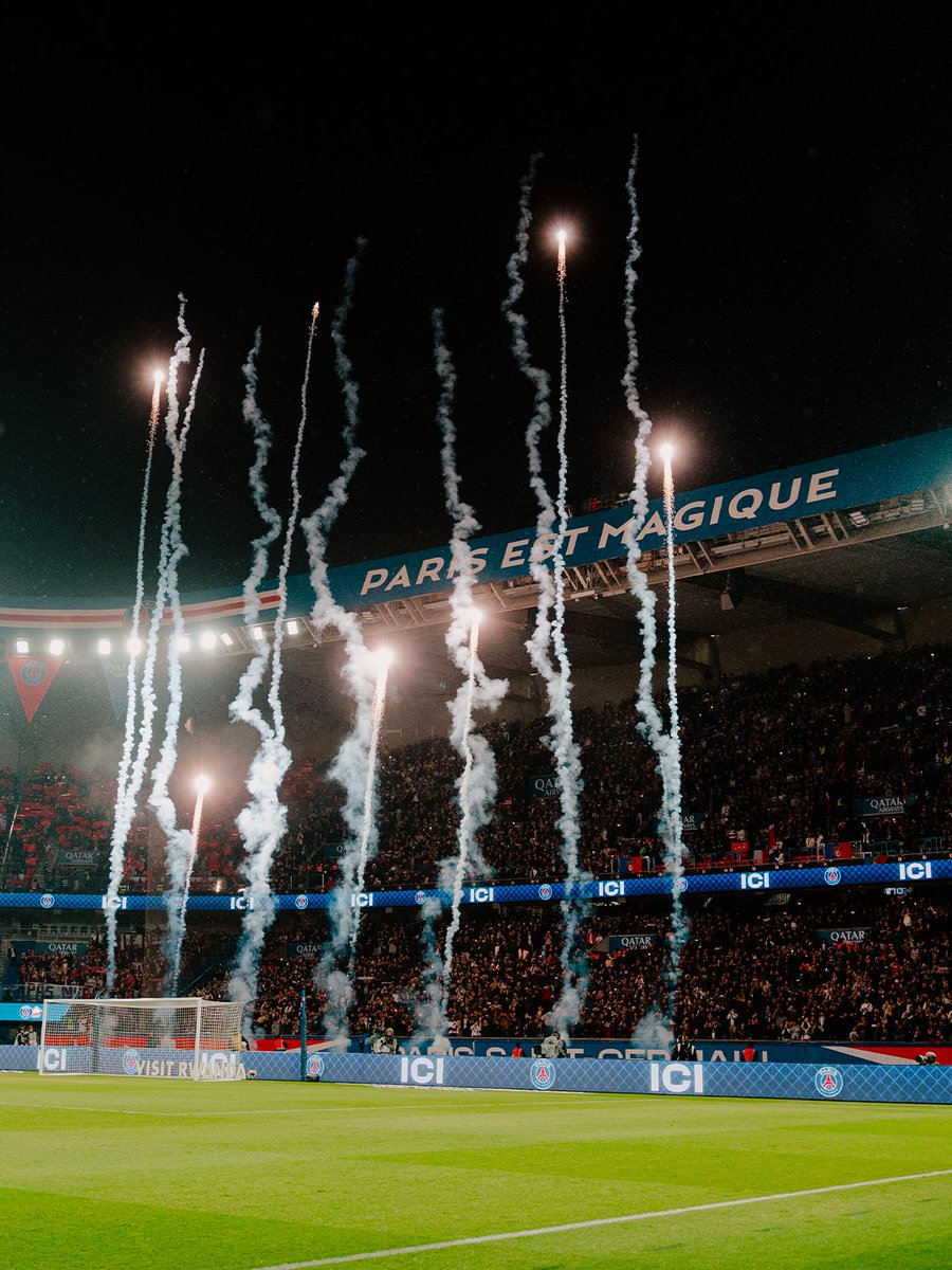 PSG_inside's tweet photo. Retour à la maison demain ! 🏠✨

#PSGASM I #Ligue1 https://t.co/o9ZGqqf7eF