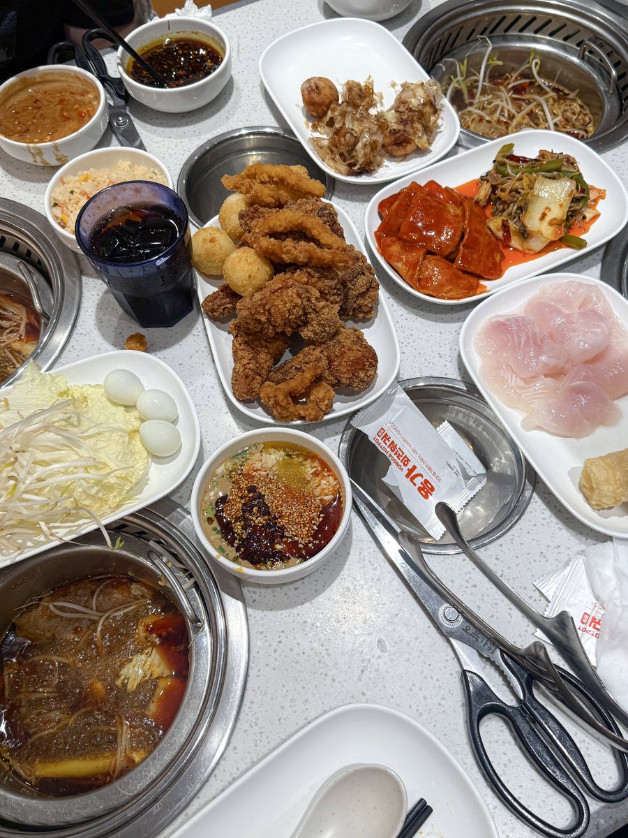 Cheese_S29's tweet photo. 배불배불 😵 https://t.co/J6bRk1ZDy3