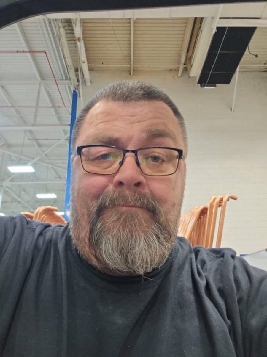 Enorris82's tweet photo. Hello, can we chat on Zangi? https://t.co/1LAvFrV9LY