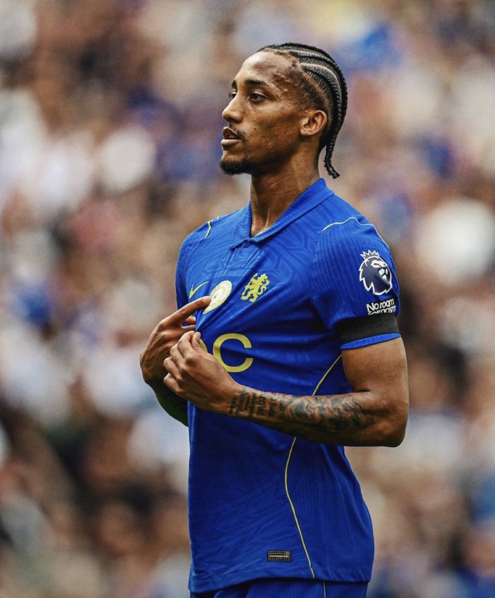 thematchwirehq's tweet photo. This duo use to be a very strong debate , Arsenal Fans did you guys sell him secretly? https://t.co/Idm2ZhSMVu