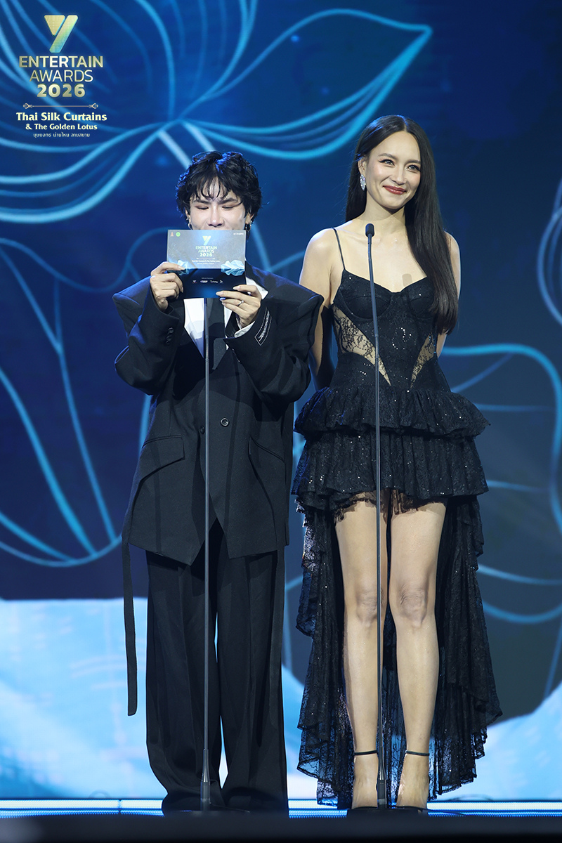Yriety's tweet photo. #YentertainAwards2026 
#Yent26atICONSIAM https://t.co/x5EonQ4EH9