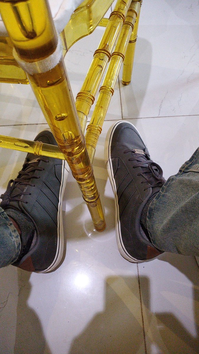 k_sleeky_'s tweet photo. Date with myself....😊 https://t.co/fyL7fleCr2