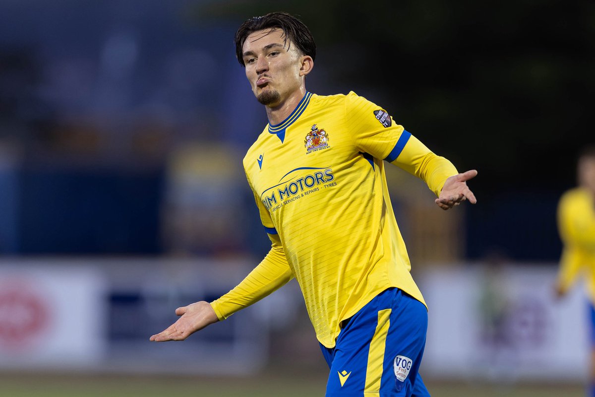 BarryTownUnited's tweet photo. Owen Brain and Steve Jenkins nominated for Novira Cymru Leagues awards for August 🙌

Owen has been nominated for Player of the Month for August, and Steve Jenkins has been nominated for Manager of the Month

Get voting for both Owen and Jenks 👇

https://t.co/W8Jy4Snp0B

Good luck both 🤞

#YourTownYourTeam