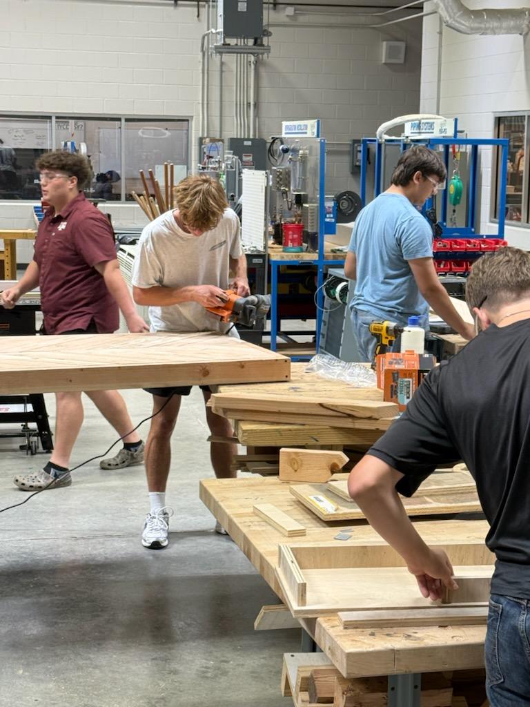 MCTC_RealWorld's tweet photo. Thank you to Centurion SubSea Services for your generous donation to our Construction Trades program! With your support our teachers were able to purchase new lab equipment including a special sander for the completion of a 2nd year student's project. https://t.co/xRZm6AJylF