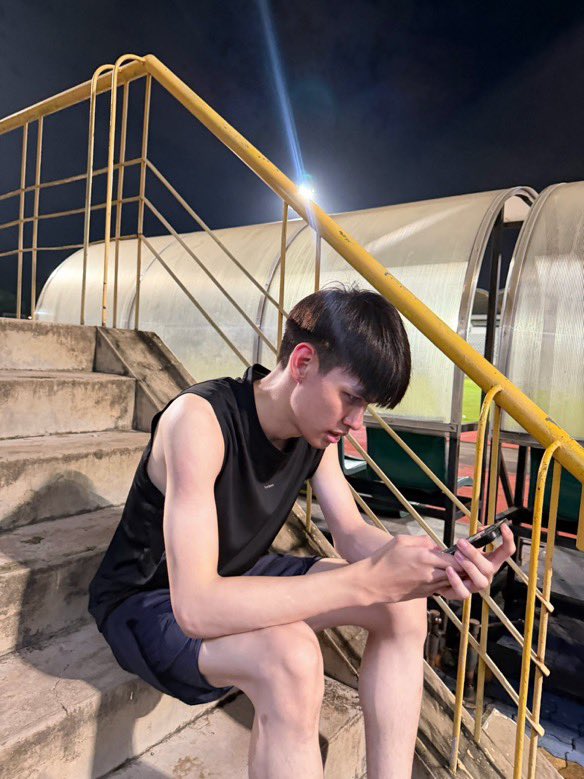 t_o_dell's tweet photo. ให้ค่าขนมได้นะครับ 🏃🏻‍♂️ https://t.co/slrQJvYARA
