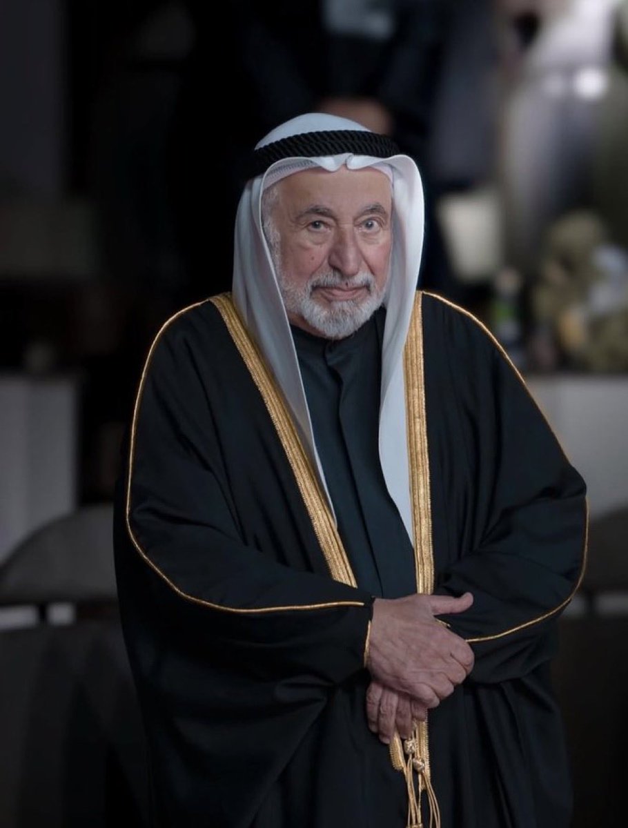 llAll23's tweet photo. "حاسبوني قبل أن يحاسبني رب العالمين"

"لا أريد شكراً من أحد .. ادعوا لي بالصحة والعافية فقط .. فـ أنا وكيل على المال وأنا مسؤول عنه"

"ما أريد مواطن مكسور"

"بيتك بيتي، وعرضك عرضي، وضمان حياتكم عندي"

"الإنسان هو الخط المغروس في تفكيري دائما"

اللهم إنّا نشهدك، وأنت خير الشاهدين، أن سلطان حمل الأمانة فصانها، وحكم فعدل، وأعطى فأجزل، وسعى فأصلح، وأنصف الضعيف، وجبر خاطر المحتاج، وأفنى من عمره في خدمة أرضه وأهله.

اللهم إنّا أحببناه لما رأينا من عدله، ووفينا له لما عرفنا من وفائه؛ فأطل في عمره، وأدم عليه الصحة والعافية، واحفظه لنا، وبارك في أيامه وأثره، واجزه عن الشارقة وأهلها خير الجزاء.