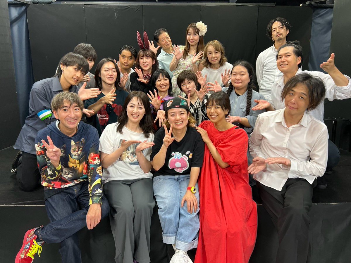 shonenR's tweet photo. 3日目終了！本日は片瀬直さんがゲストで来てくださりました！
オーディションのくだり楽しすぎて…！
盛り上げてくださってありがとうございます！

明日は14時〜Bキャスト！身体起こして全力出してきます！
チケット予約はこちら↓
https://t.co/AUQCskT0EI

 #真京クエスト2 https://t.co/3h5onrmPa8