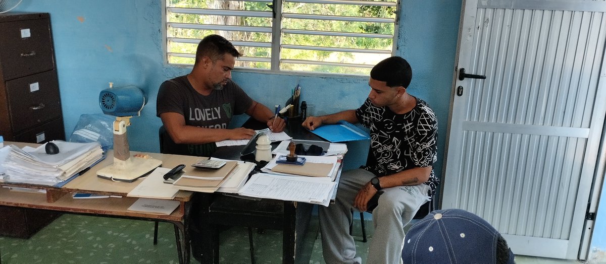 HEdgeSalas72's tweet photo. Se realiza visita especializada a la FOC Jesús Suárez Gayol inicio del curso escolar y proceso de matrícula https://t.co/HvElNlyon0