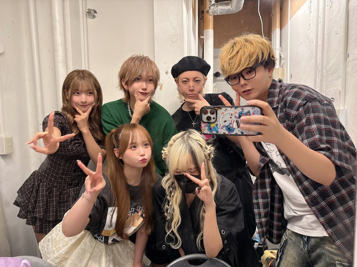 TAMAHIYOo_2525's tweet photo. 神イベいりぽん沼ありがとうございました🙂‍↕️⟡.·
いちゃんの色んな姿が見れて知れて嬉しい気持ちになるイベだった！
大好きが溢れててとっても素敵な時間だった〜🥲♡ https://t.co/hqzP5qfqYr