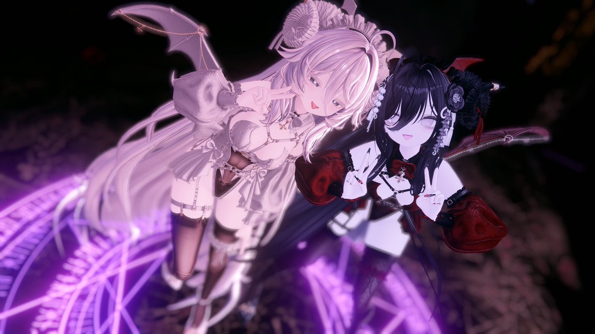 Riyatejht's tweet photo. 久々の撮影で楽しかった‼️
Wサキュバス👿👿 https://t.co/ox9ZCQHy2T