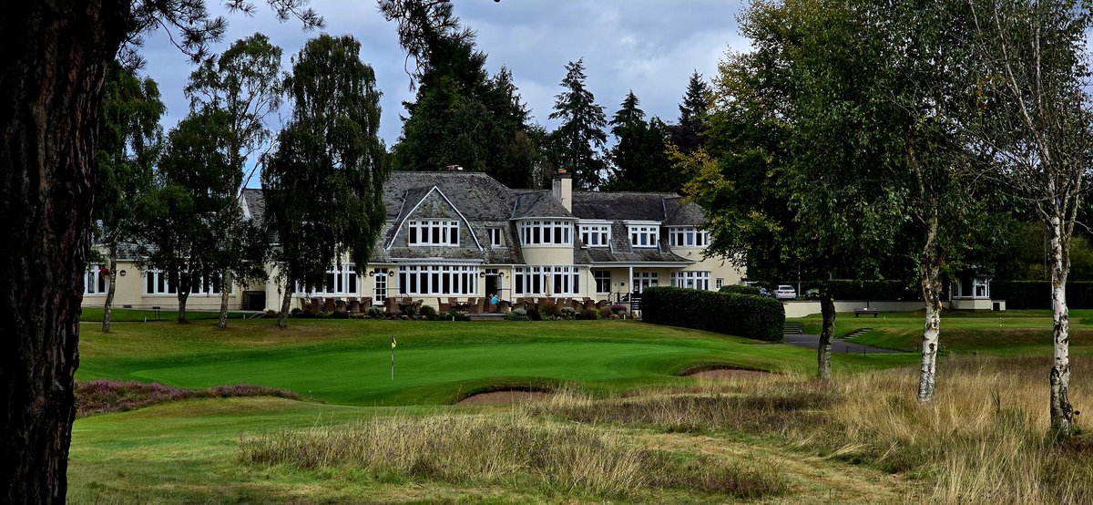 Quietbiglad's tweet photo. What a lovely course/place @BlairgowrieGC Incredibly welcoming staff, lovely bacon rolls prior to heading out. The Rosemount was in fantastic condition,greens hand cut and perfect, absolutely no excuses. Looking forward to returning, exceptional. #GolfinScotland #MartiniTee https://t.co/7cxg0sN8AX