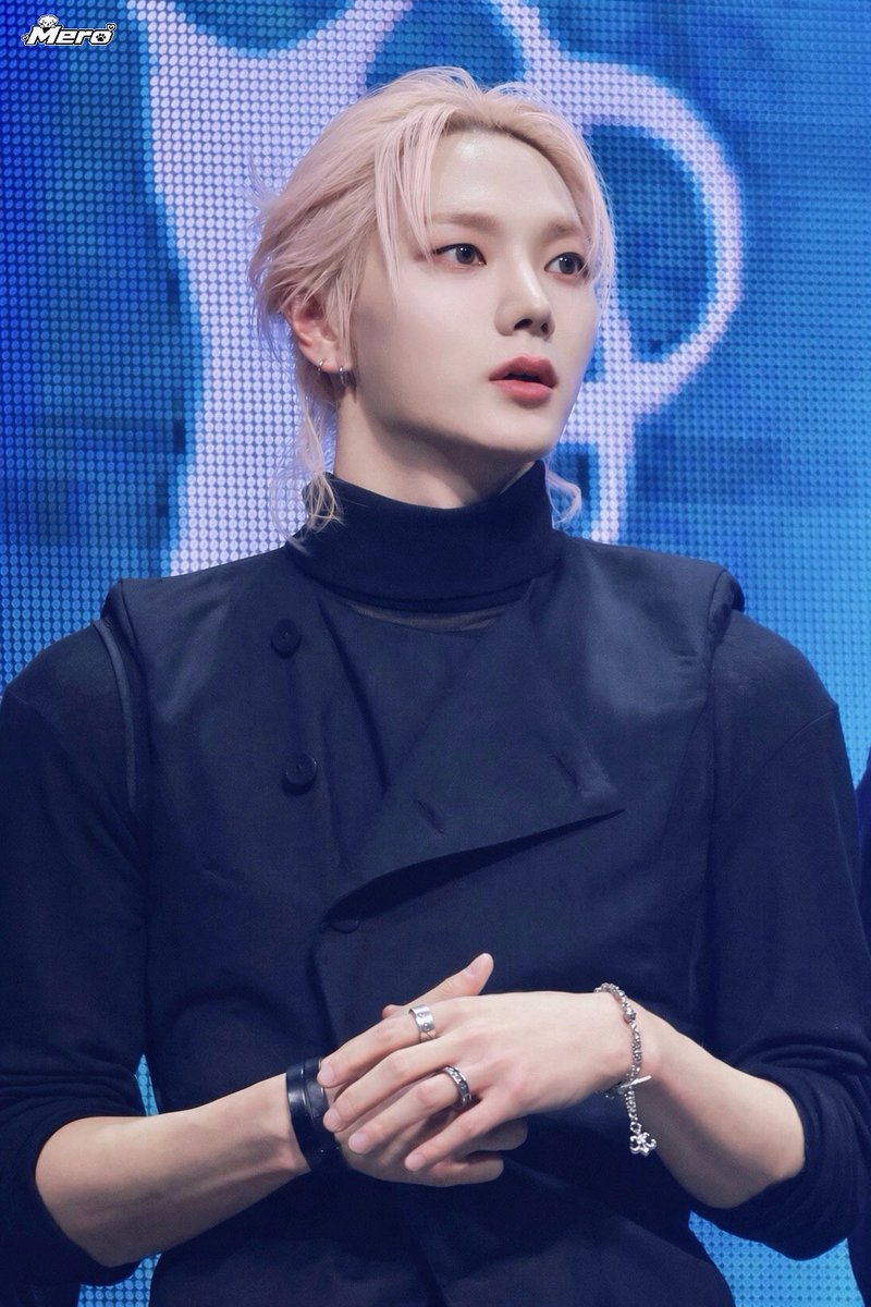 MERO_BND's tweet photo. #성호의_청춘에_불을지펴줘
모든 순간이 눈부신 청춘으로 오래 기억되기를♡
#HaveYeppifulDay
성호의 계절이 가장 찬란하게 빛나기를,
#ソンホという猫に出会えた奇跡 
성호야 생일 축하해 ☘️ https://t.co/2if88qXZkR