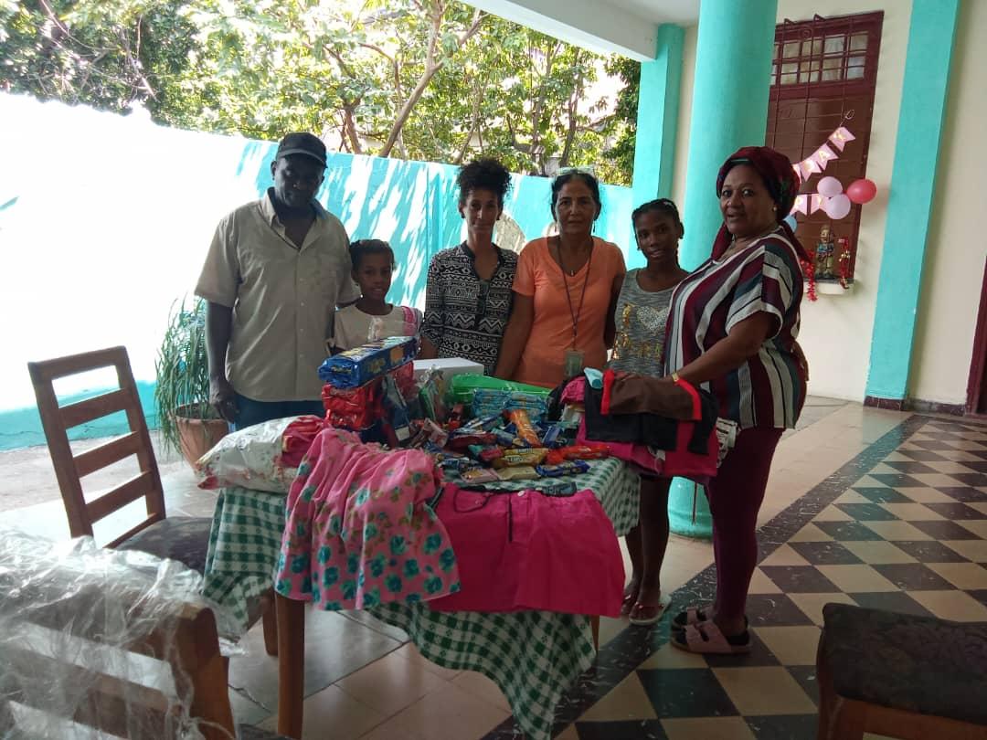 SNTCDPR's tweet photo. Realiza la Empresa Geocuba una donación a la Casa de niños sin amparo familiar,un gesto más de amor de los trabajadores Civiles de la Defensa https://t.co/RyLjZcZ7sg
