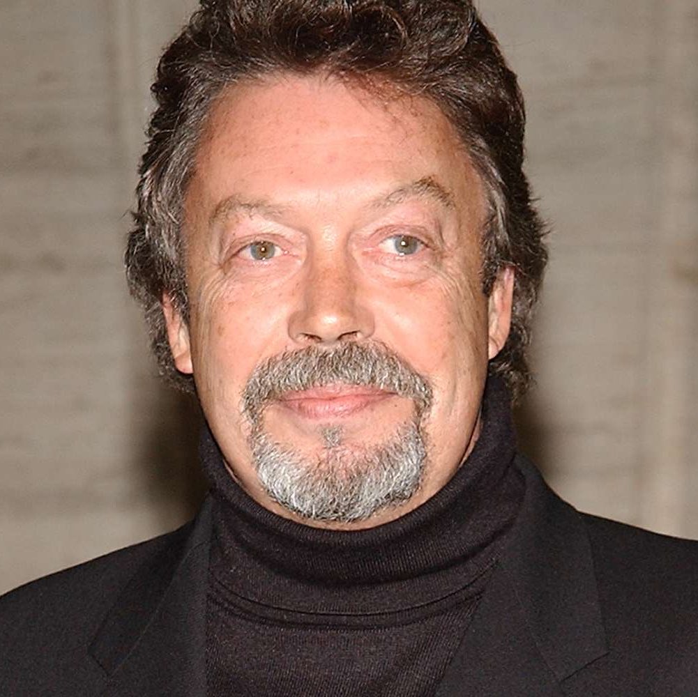 DblTkeMedia's tweet photo. TIM CURRY’S CAUSE OF DEATH HAS BEEN REVEALED 🕊️

The movie star died from coronary artery disease at age 80.

His death certificate also lists a history of stroke and kidney cancer as contributing conditions. https://t.co/yZWDMxJADV