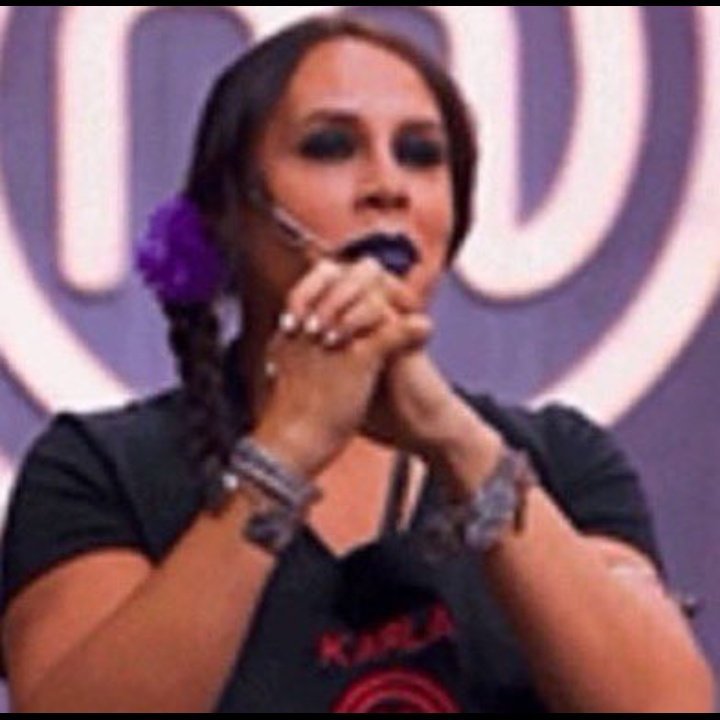 violetcat's tweet photo. N aguento eu sou tipo a ditadora do setor mando e desmando e as demais fazem o que eu digo im bitch im boss https://t.co/oo3aPSPkCH