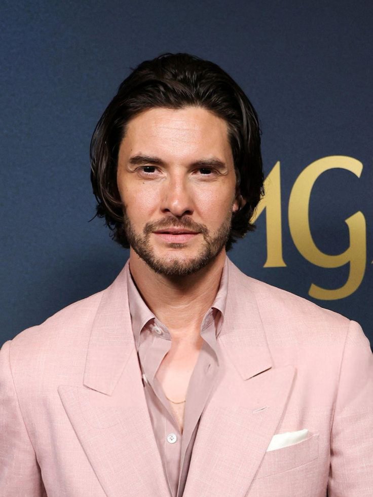 ChaosCrave_'s tweet photo. Ben Barnes is reportedly the frontrunner to play Sirius Black in the upcoming 'HARRY POTTER' HBO series. https://t.co/sRz5oMCex6