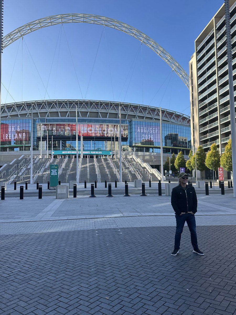 jonbonjovi's tweet photo. It’s great to be back at Wembley…See you tomorrow !! https://t.co/IAmFrDn9gc