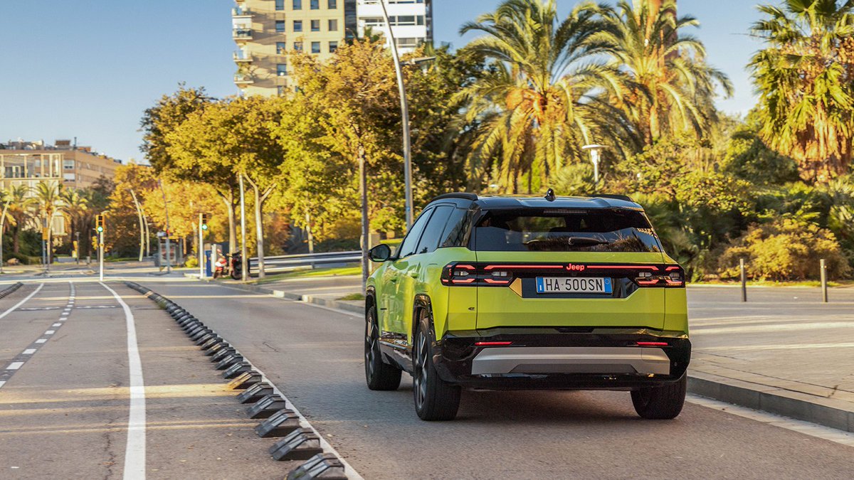 JeepFrance's tweet photo. Votre prochaine escapade est peut-être plus proche que vous ne le pensez. 😎​

#Jeep #Adventure #OIIIIIIIO https://t.co/x4LrMysGCt