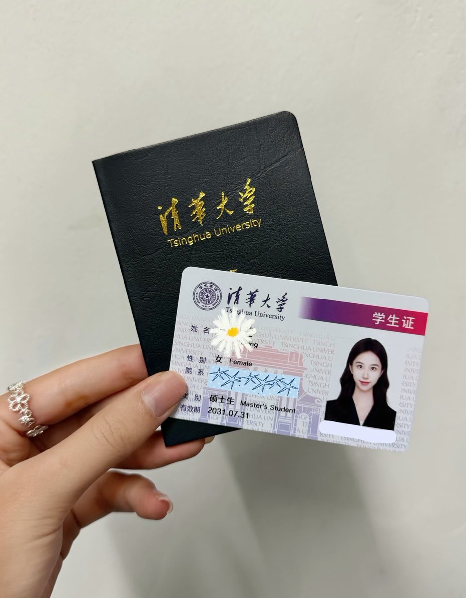 mmioodoo's tweet photo. 上学好无聊哦！！

   开脱… 开脱…上供…上供…
 
   不要🚪不要🚪。不要🚪

   看完不许说我🐻黑就行…… https://t.co/0xKL9ymnVT