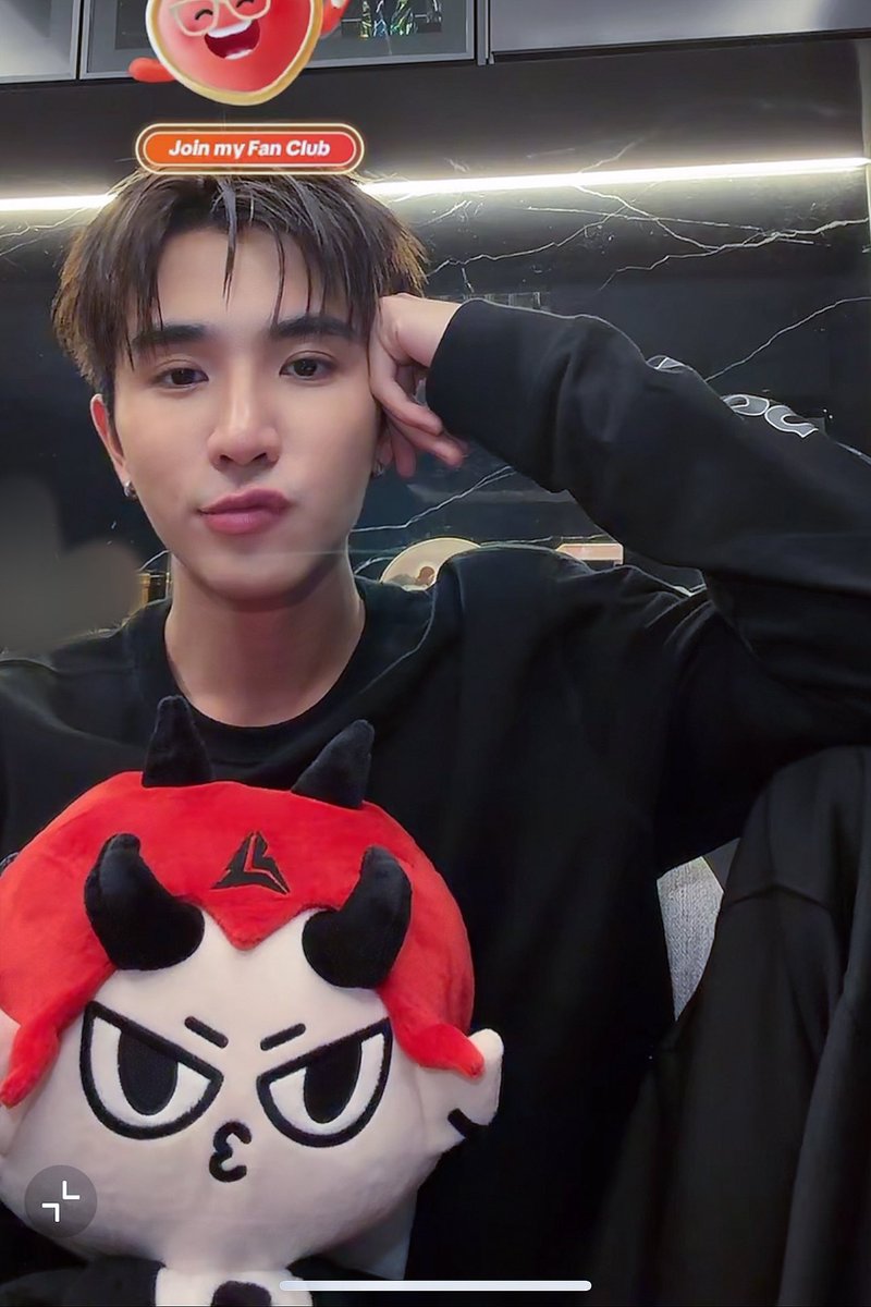 suikatopeach's tweet photo. เมี่ยงลูกแด๊ด 1000% https://t.co/LsiRGmQlsF
