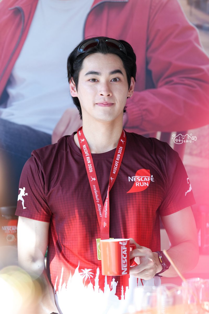 94stars_'s tweet photo. D-6😺
20260607
NESCAFE RUN HATYAI2026 X KAO
#NESCAFERUNHATYAI2026 #NESCAFEREDSPACE
#NESCAFEREDCUP
#หัวเช้าดีๆไปกับเก้า
#number_9th @numberx9th
#งุ้งงิ้งๆของนพเก้า https://t.co/Phhf21cyc0