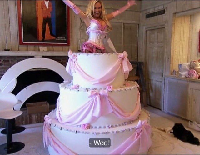 BirkinAura's tweet photo. me when the universe is getting ready to surprise me with the sweetest blessings (i affirmed) https://t.co/h9bYiKT7rd