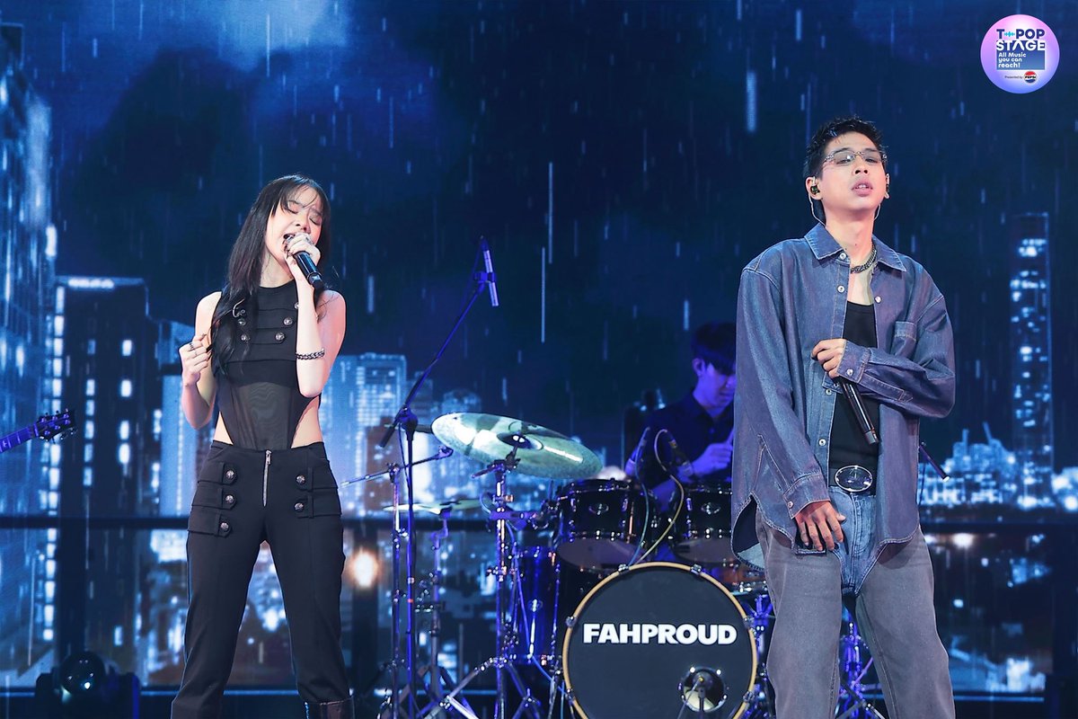 StageTpop's tweet photo. T-POP Stage presented by PEPSI 🤟
เพลง : ต้องใช้คำลาแบบไหน
ศิลปิน : FahProud ft. K.AGLET
#ต้องใช้คำลาแบบไหน
#FahProud #KAGLET
#BHBrickHouse
All Music you can reach!
#TpopStagepresentedbyPEPSIweek35 / 2026
#TpopStagepresentedbyPEPSI
🔵 วันพฤหัสบดีที่ 3 ก.ย. 69 เวลา 21.45 น.
#TPOP #WorkPoint23 #WorkPoint