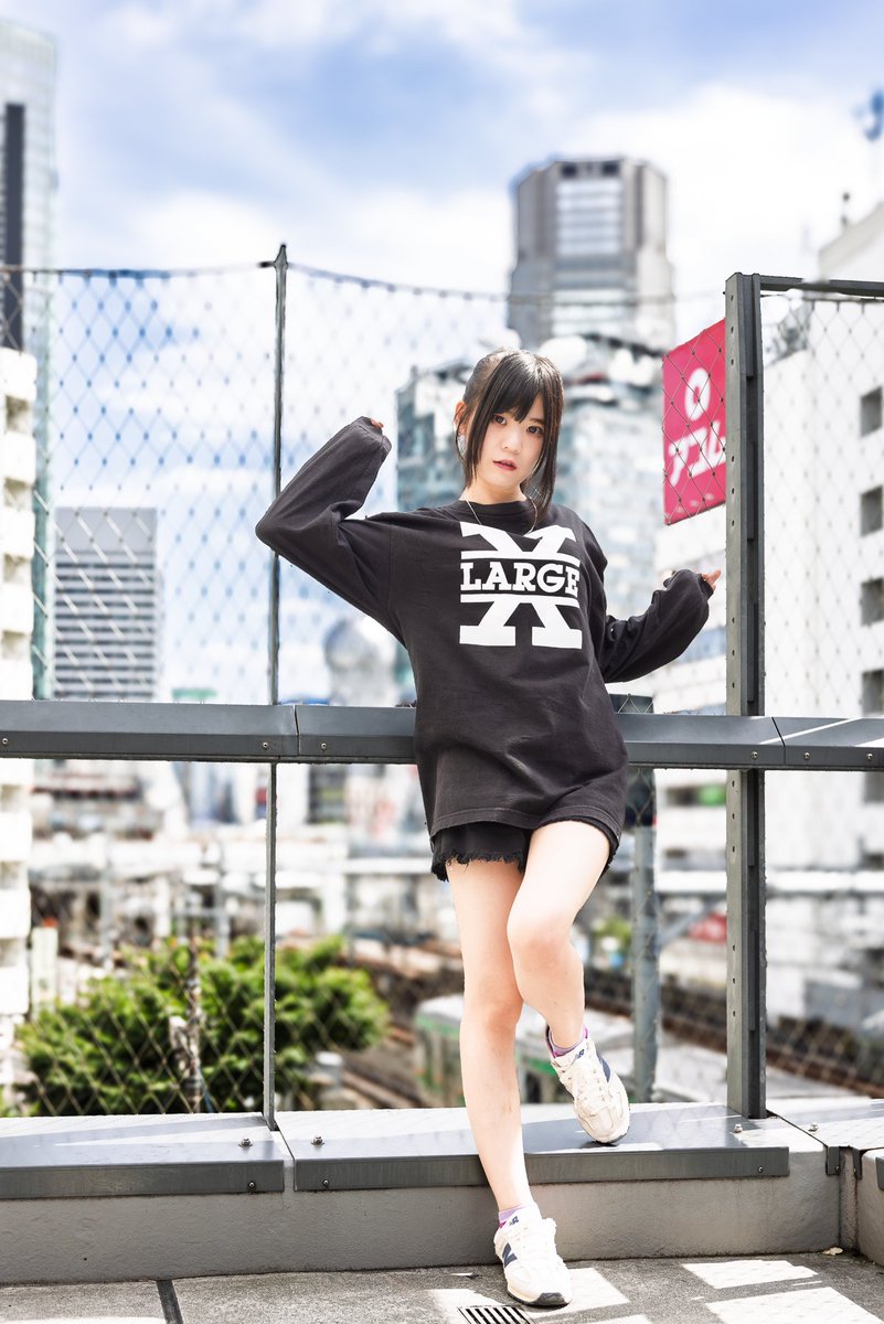 takamax00's tweet photo. おそすぎるひと夏のご報告：

Actor/ 望崎 しずくさま (@shizuku_mczk )

あっつい中
渋ぶらにおつきあいいただき
ありがとうございました！！

#ポートレート https://t.co/ZSaE41iZ7u