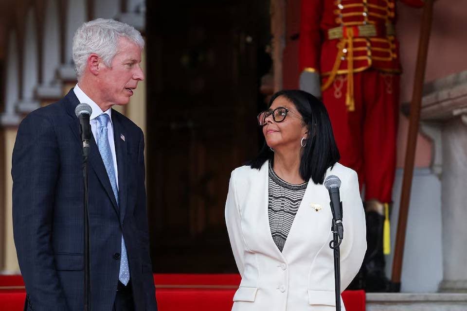 victoramaya's tweet photo. 🥰 https://t.co/MU6WuKcY4z