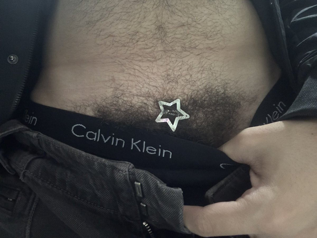 igonekelvin's tweet photo. pleaaasee i’m a star https://t.co/9By11wYOfV