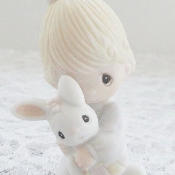 wonyawnzzn's tweet photo. this beomgyu look is so unbelievably pretty he looks like one of these dolls https://t.co/Y6bHvywHen