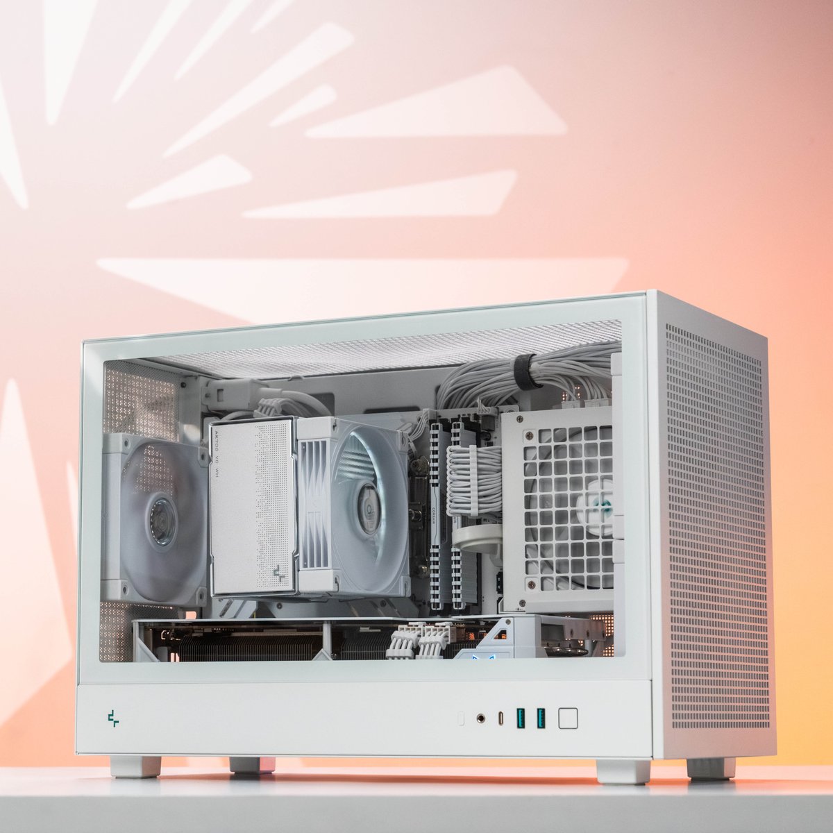 Deepcoolglobal's tweet photo. Did you buy a PC this year?

Air cooler: AK700 VC WH
Case: CH260 WH

#deepcool #AK700VC #CH260 #airflow #pcbuilding #fps #gamingpc #gamerlife #esports #cpucooler #lga1851 #am4 #am5 #memes https://t.co/31W0Xm3g8K