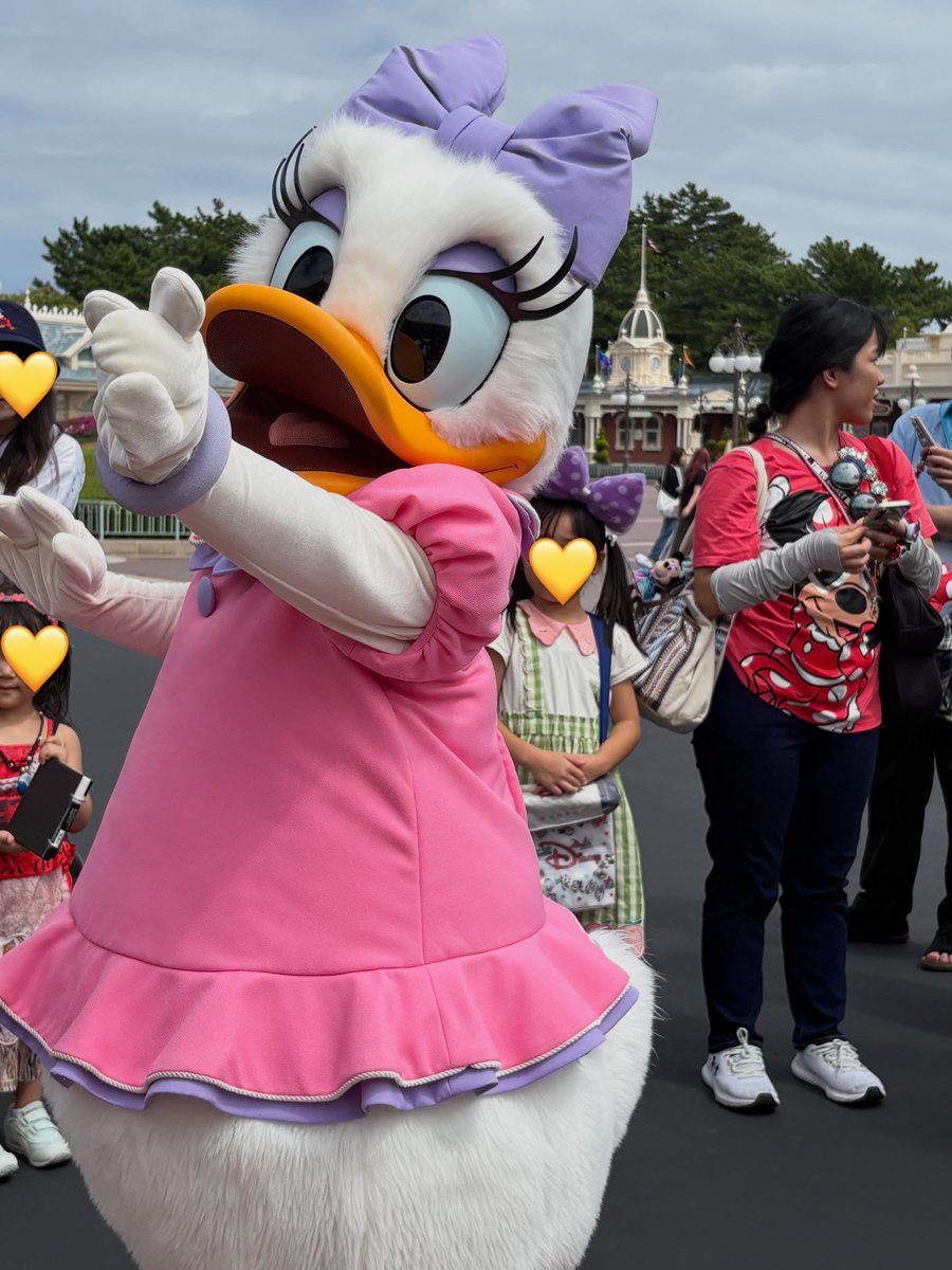 littlestar_onpu's tweet photo. お写真に不備があったので載せ直し💦

こんばんおんぷ🐥💛🪽
ことはっぴーとお母さんとディズニーランドに行ってきました❤️💛🤍
おんぷはディズニー5年振りくらい🤭✨
3人で楽しく回れて幸せでした😆💓
また行きたいなぁ😊💕 https://t.co/Htt553ltPv