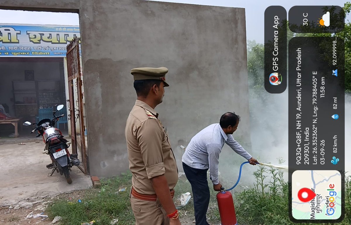 kanpurdehatfire's tweet photo. दिनांक-:03.09.2026 को ADG UPF&amp;ES महोदया के आदेशानुसार  #CFO_कानपुर दे0 महोदय के नेतृत्व में जनपद में स्कीम नं0-11 के अंतर्गत पटाखों के गोदामों का अग्नि सुरक्षा दृष्टिकोण निरीक्षण करते हुए उपस्थित व्यक्तियों को अग्निसुरक्षा के प्रति जागरूक किया गया। 
@fireserviceup @kanpurdehatpol https://t.co/5z8FGNumvW