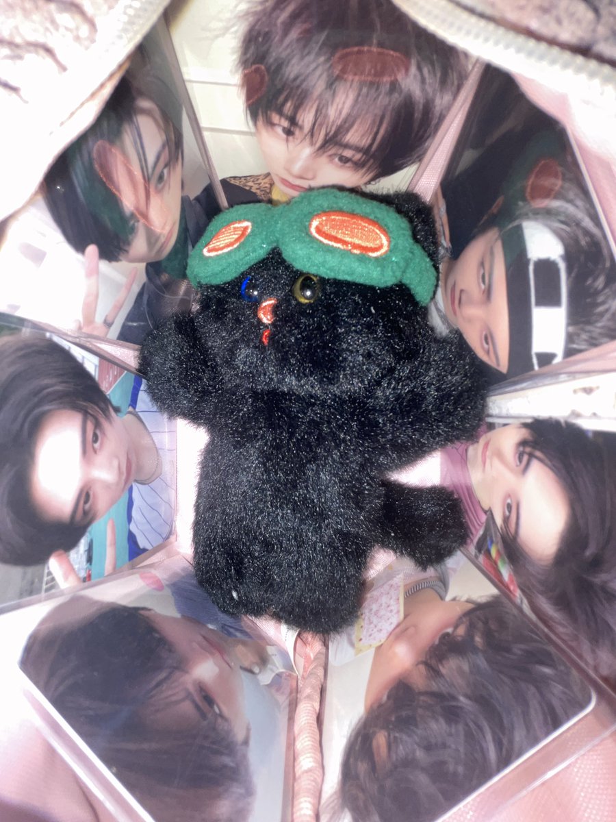 2siyuuuuu_'s tweet photo. #원도어트친소 #원도어_트친소

원도어 언니야들이랑 오프뛰고 넥얘많이 하고 싶어요 https://t.co/wesGC3l4bY