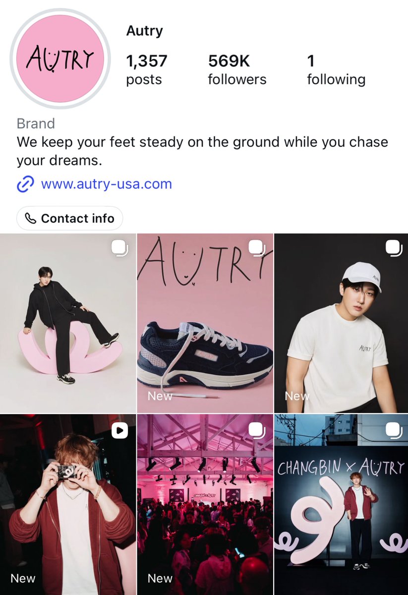 Jabocado_'s tweet photo. Autry คือให้พื้นที่กับพี่ชางบินไปหมดแล้ว ทั้งโลโก้แถมสโลแกน ‘We keep your feet steady on the ground while your chase your dreams’ ยังเหมือนคิดมาเพื่อชางบิน คือแบรนด์กับแบรนด์แอมที่หากันจนเจอจริง🥹

#CHANGBINxAUTRY https://t.co/PTBWAobUqt