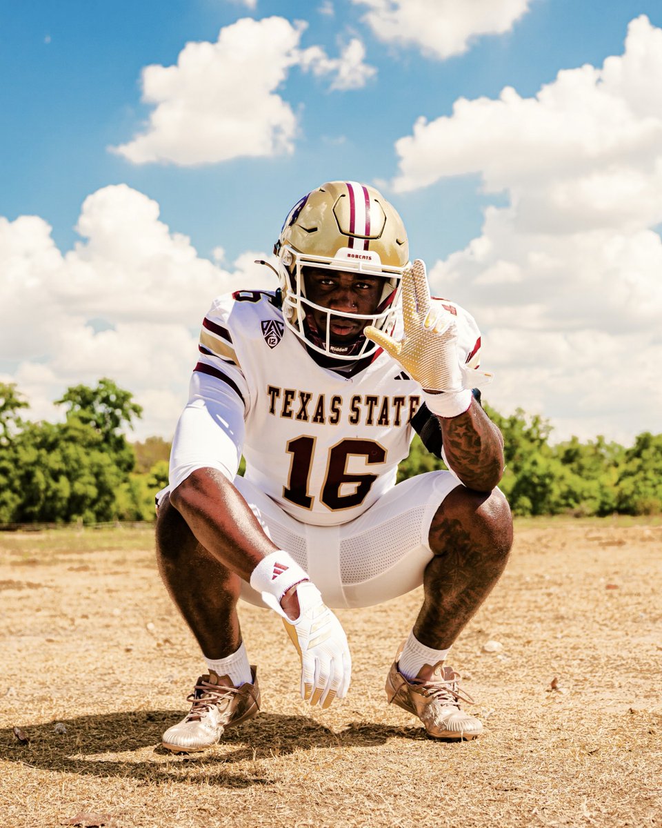 TXSTATEFOOTBALL's tweet photo. A closer look.

#EatEmUp https://t.co/uWBvvnk2zk