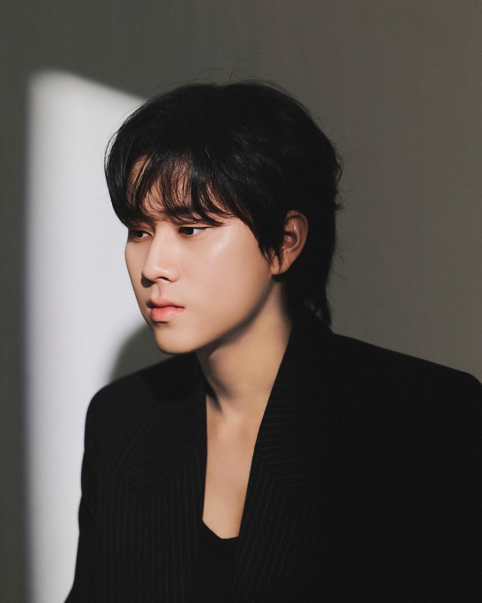 whyraMU_archive's tweet photo. LEE MU JIN - New Profile (2)
#이무진 #물음표 #QuestionNote https://t.co/wCiCE0yR5v