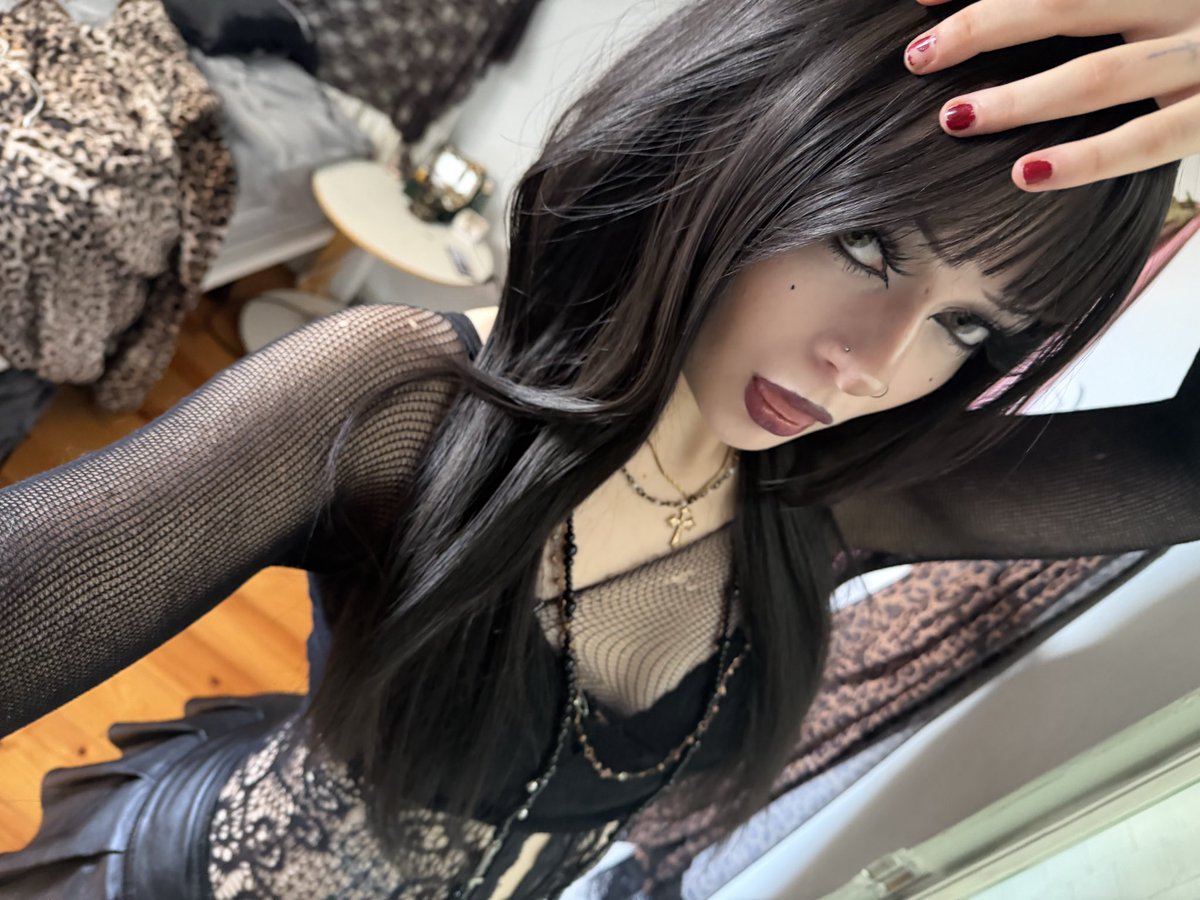 MoiraVexx's tweet photo. 🖤 https://t.co/GrkIDPJGZ9