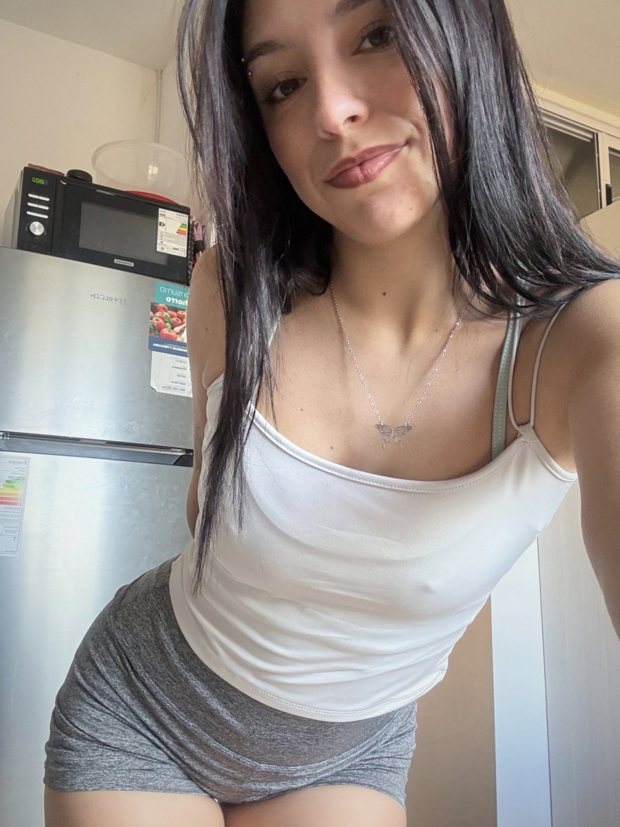 peachyspicee's tweet photo. some days just have a better glow https://t.co/Wr24ePqeir