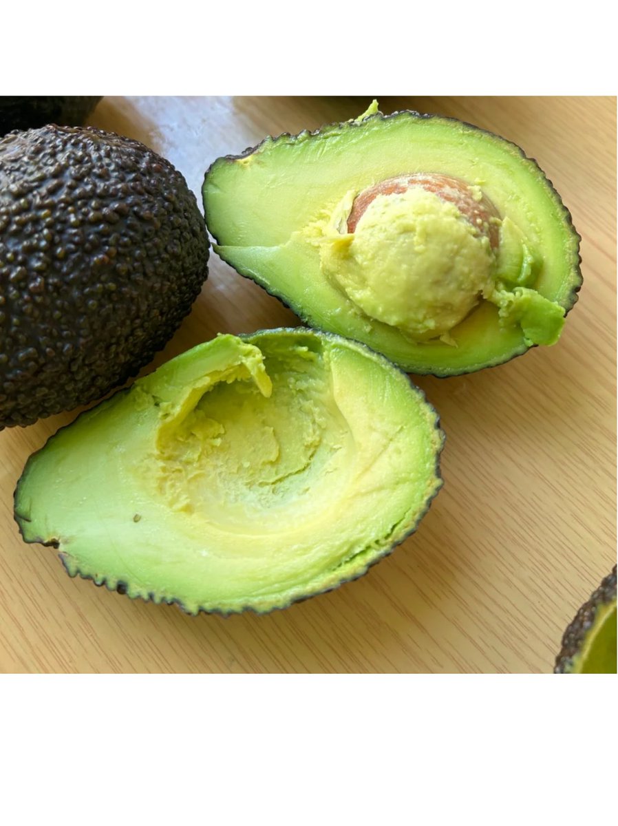RemiHarristi's tweet photo. Este aguacate maduro tiene textura cremosa y sabor dulce, ideal para tostadas! （这款熟成鳄梨口感绵密，味道清甜，配吐司超赞！）， https://t.co/zcY4vCzrMT